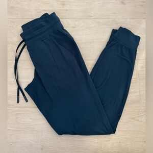 Like New Lululemon Ready to Rulu Jogger